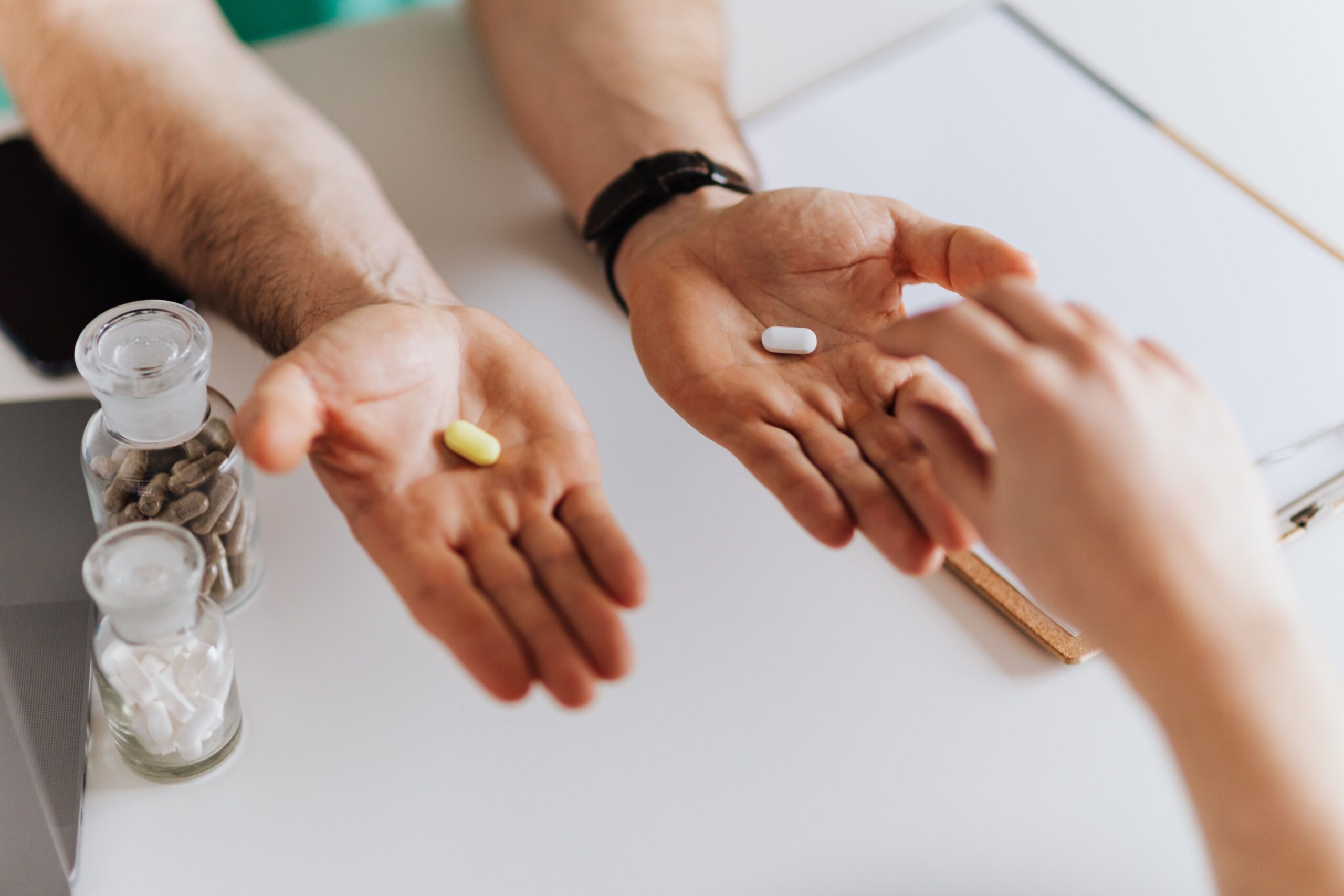 بيوتين NAD+ وكيراتين في منتج واحد — هل يستحق التجربة؟
